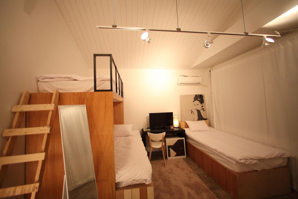 House 740 Hostel Сеул Стая снимка