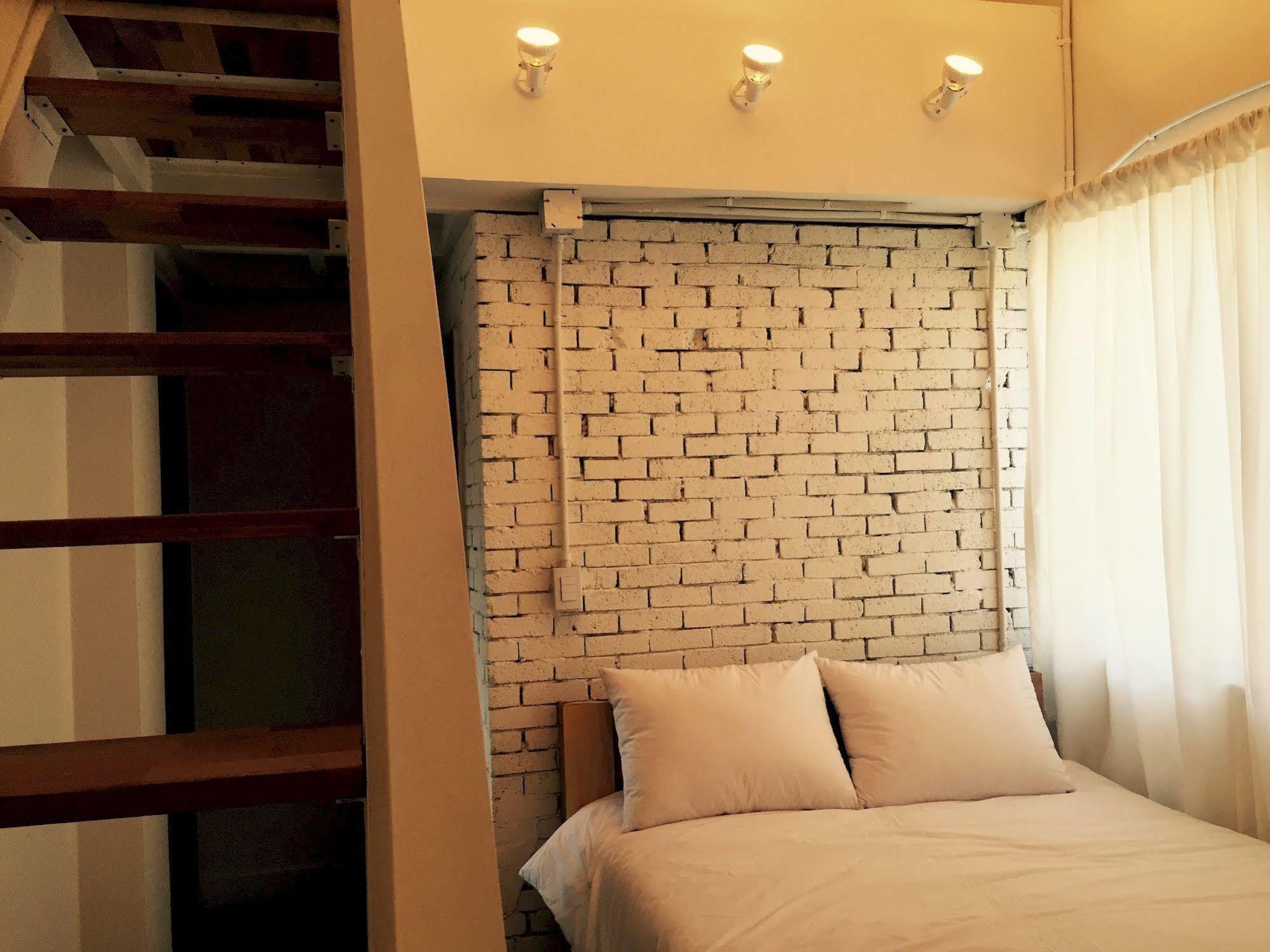 House 740 Hostel Сеул Екстериор снимка